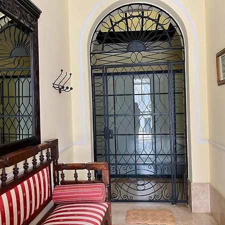 סביליה Apartamento Suite Alameda De Hercules מראה חיצוני תמונה
