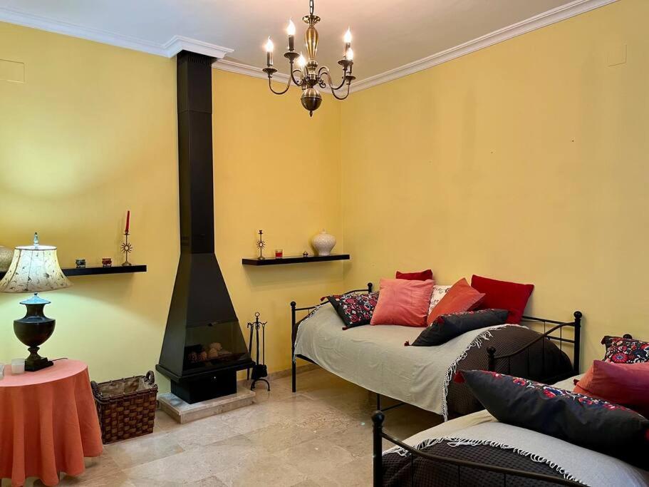 סביליה Apartamento Suite Alameda De Hercules מראה חיצוני תמונה