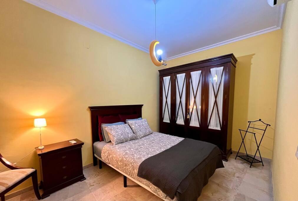 סביליה Apartamento Suite Alameda De Hercules מראה חיצוני תמונה