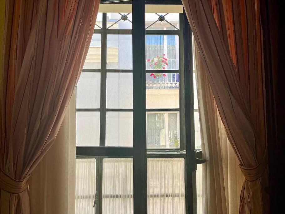 סביליה Apartamento Suite Alameda De Hercules מראה חיצוני תמונה